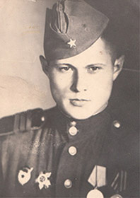 Кривонос Валентин 