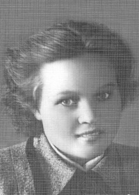 Желнова (Гончарова) Александра Николаевна