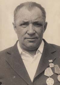 Смоляков Иван Иванович