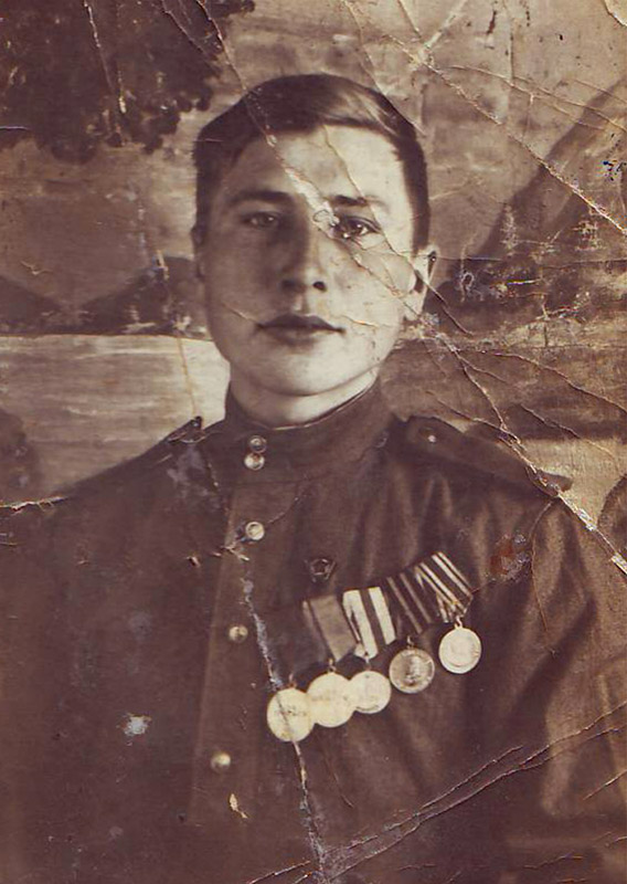 Новопашин Роберт Григорьевич