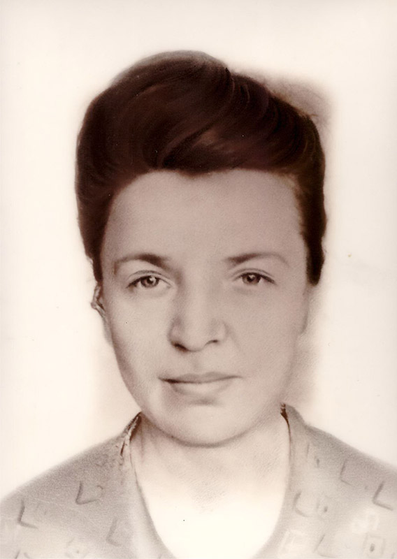 Попова Альтиина Васильевна