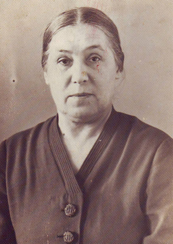 Полякова Антонина Иннокентьевна