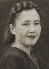 Давыдова(Холмкалова) Елена Матвеевна