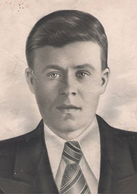 Легченков Максим Иванович