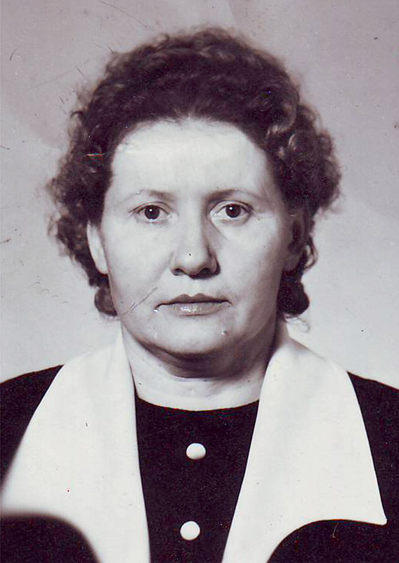 Крюкова Евгения Андрияновна