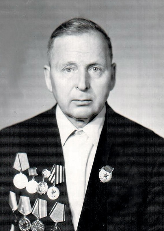 Белоусов  Артемий Григорьевич