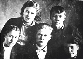 Веская Лилия 