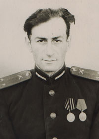 Менделеев Лазарь Яковлевич